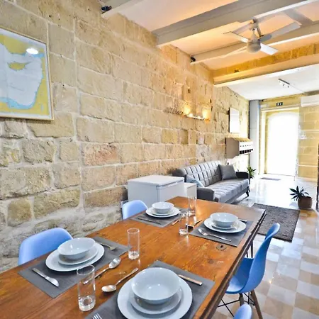 Eight Point Living Br6 - Feriehus Birgu
