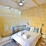 Eight Point Living Br6 - Holiday home