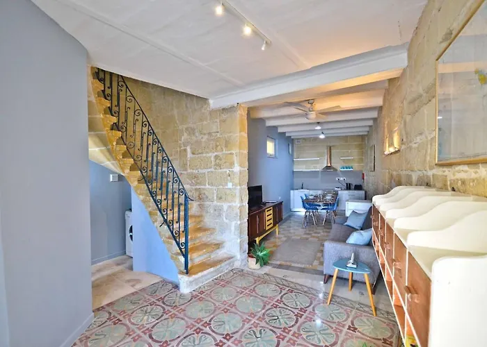 Eight Point Living Br6 - Feriehus Birgu