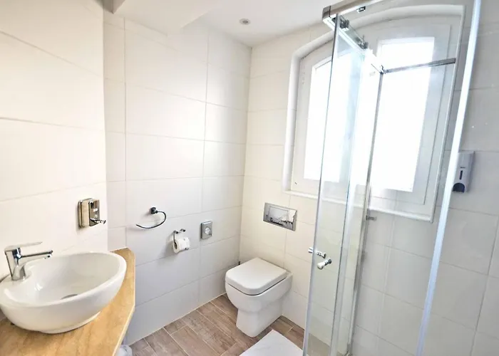 Eight Point Living Br6 - Vakantiehuis *