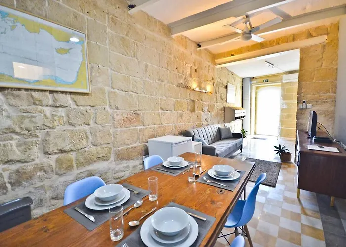 Eight Point Living Br6 - Feriehus Birgu
